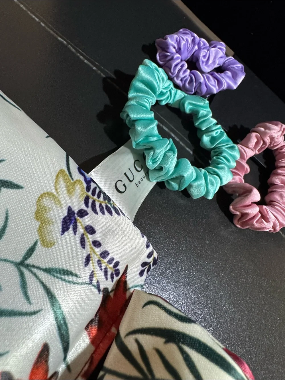 GUCCI Floral Compact Mirror & Silk Scrunchie Set - Pink, Purple, Teal GWP